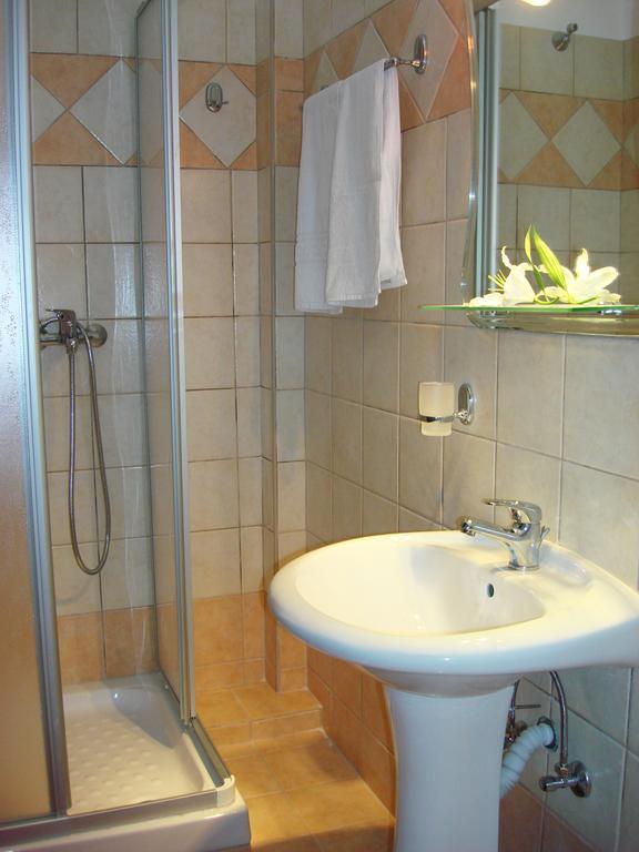 Aspa'S Apartments Дасія Екстер'єр фото