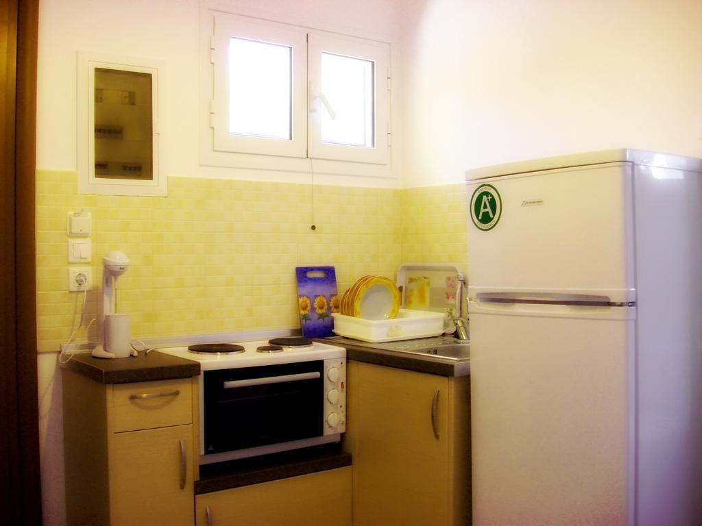 Aspa'S Apartments Дасія Екстер'єр фото